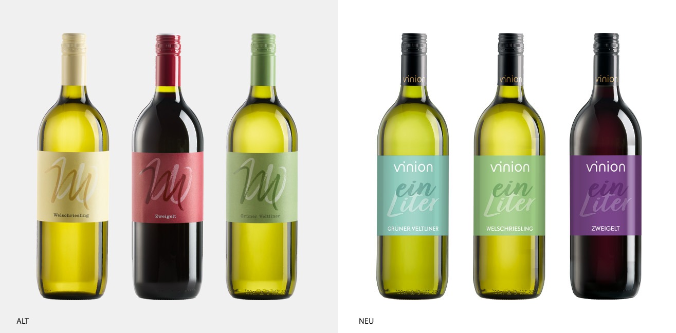 Gegenüberstellung alter Vinion Ein Liter Weinflaschen und neuer Vinion Ein Liter Flaschen mit farbigen Etiketten für Grüner Veltliner, Welschriesling und Zweigelt.